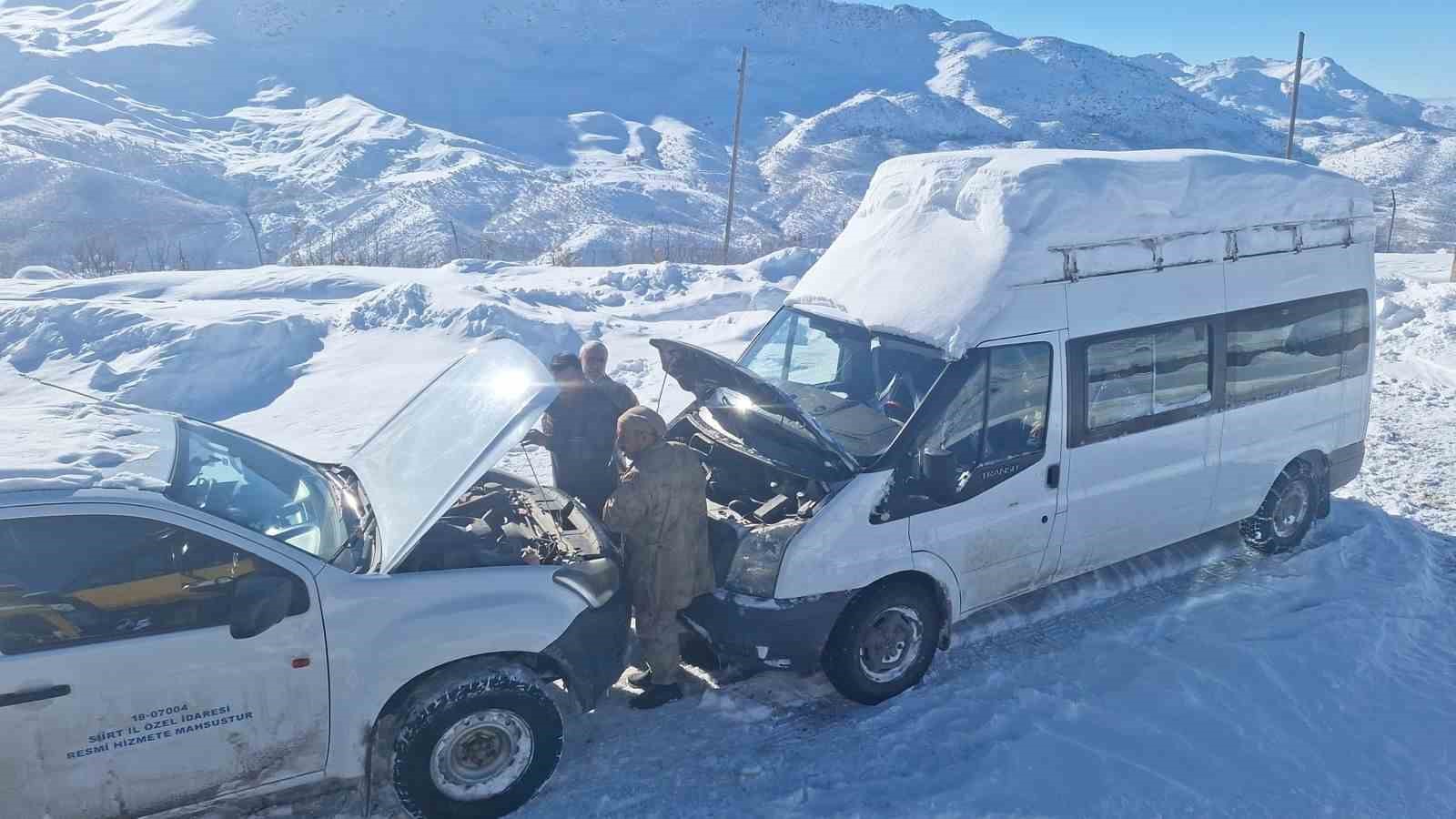 siirtte kardan kapanan 278 koy yolu ulasima acildi 0 62H67YMs