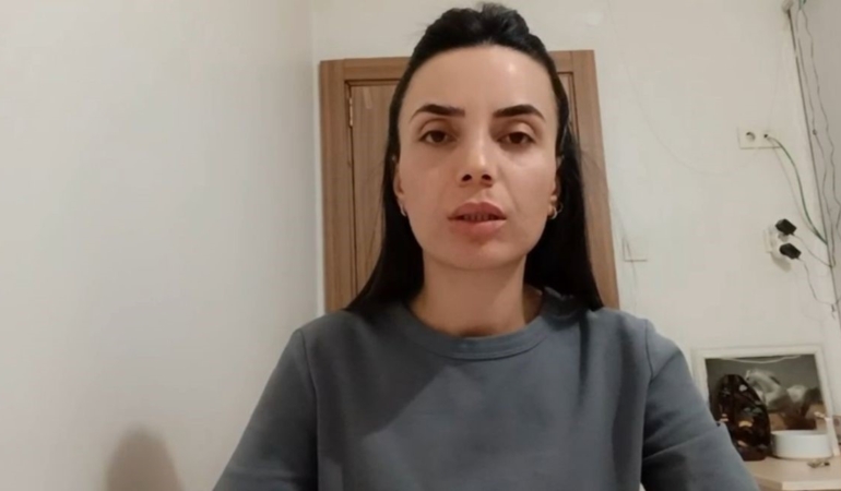 siirtte-kayip-alzheimer-hastasi-sahsin-kizi-koye-gelen-hayvan-aracini-isaret-etti-r3yhFZ9F.jpg