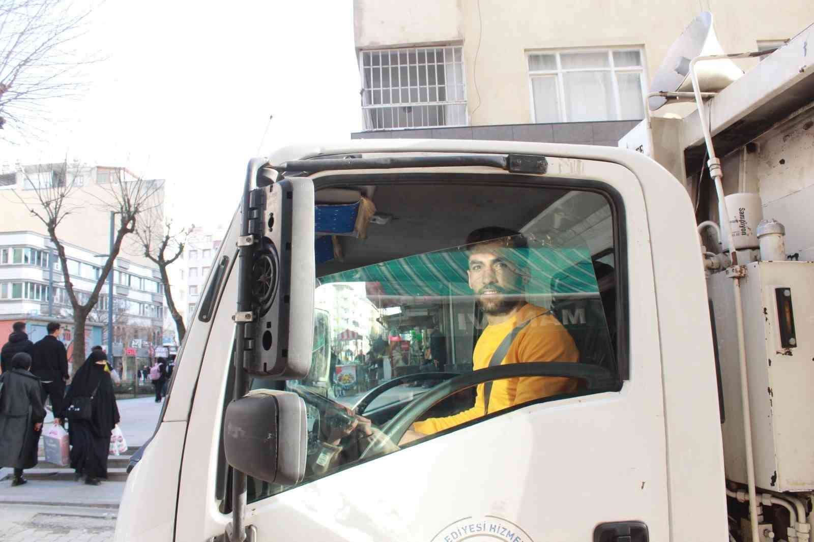 siirtte muzigi duyan copunu cikartiyor 2 ukwc7hZp