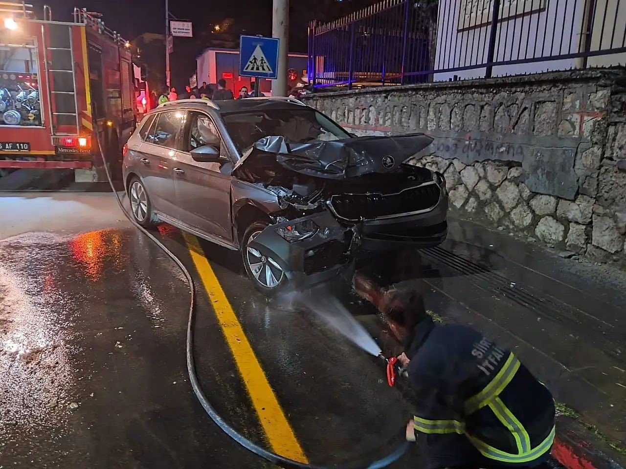 siirtte otomobil ile kepce kafa kafaya carpisti 5 yarali 1 BTEDW7mW