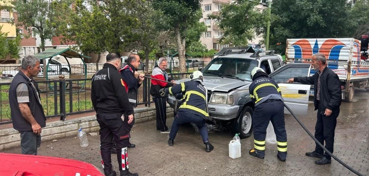 siirtte park halindeki pikap yandi 0 28kj6Cun