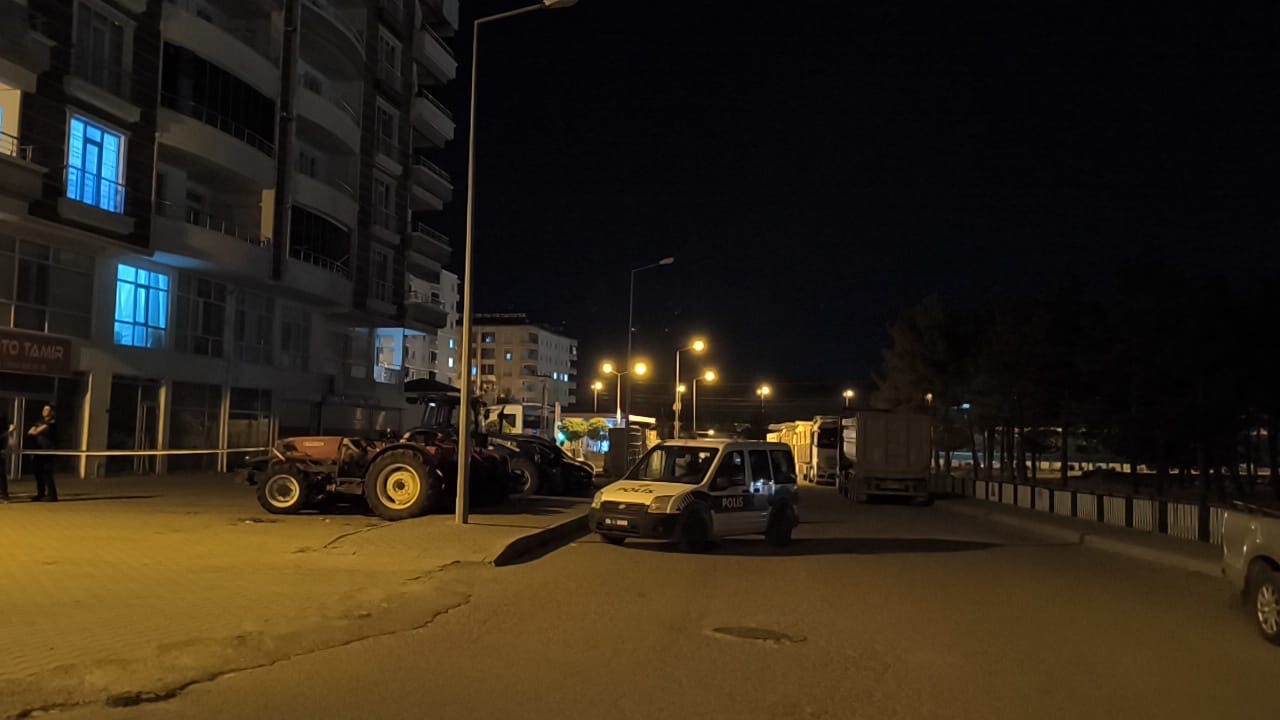 siirtte silahli kavga baba ve oglu yaralandi 0 MW22SL59