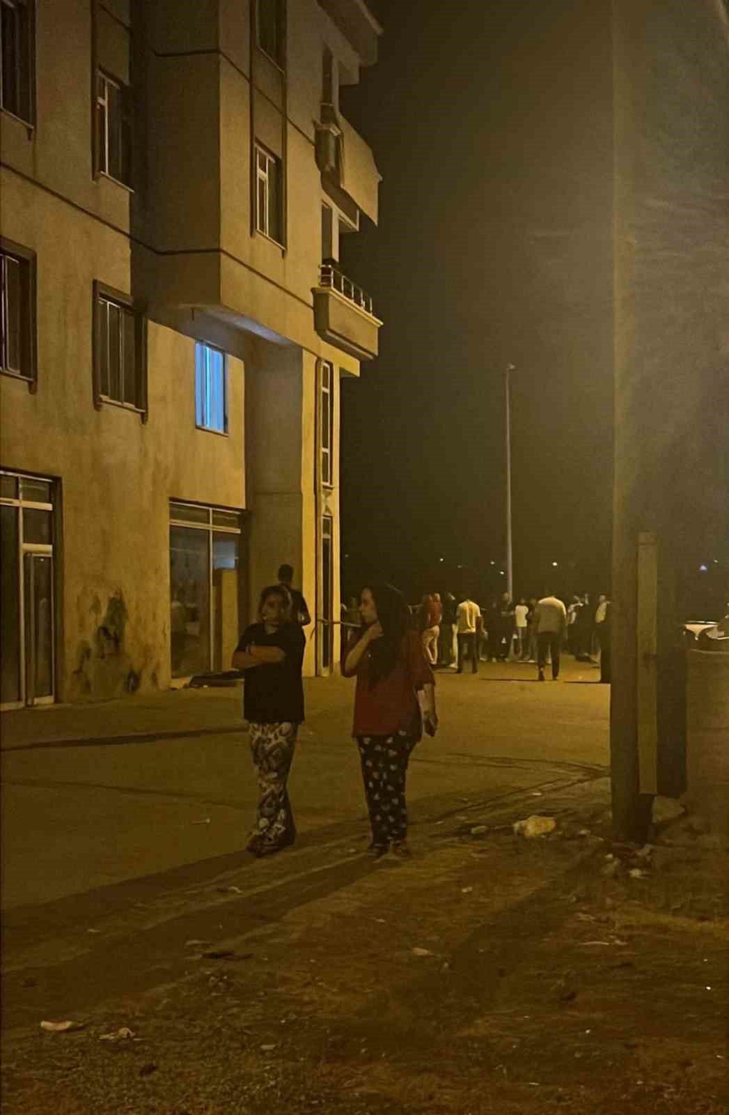 siirtte silahli kavga baba ve oglu yaralandi 3 QIaZMNX1