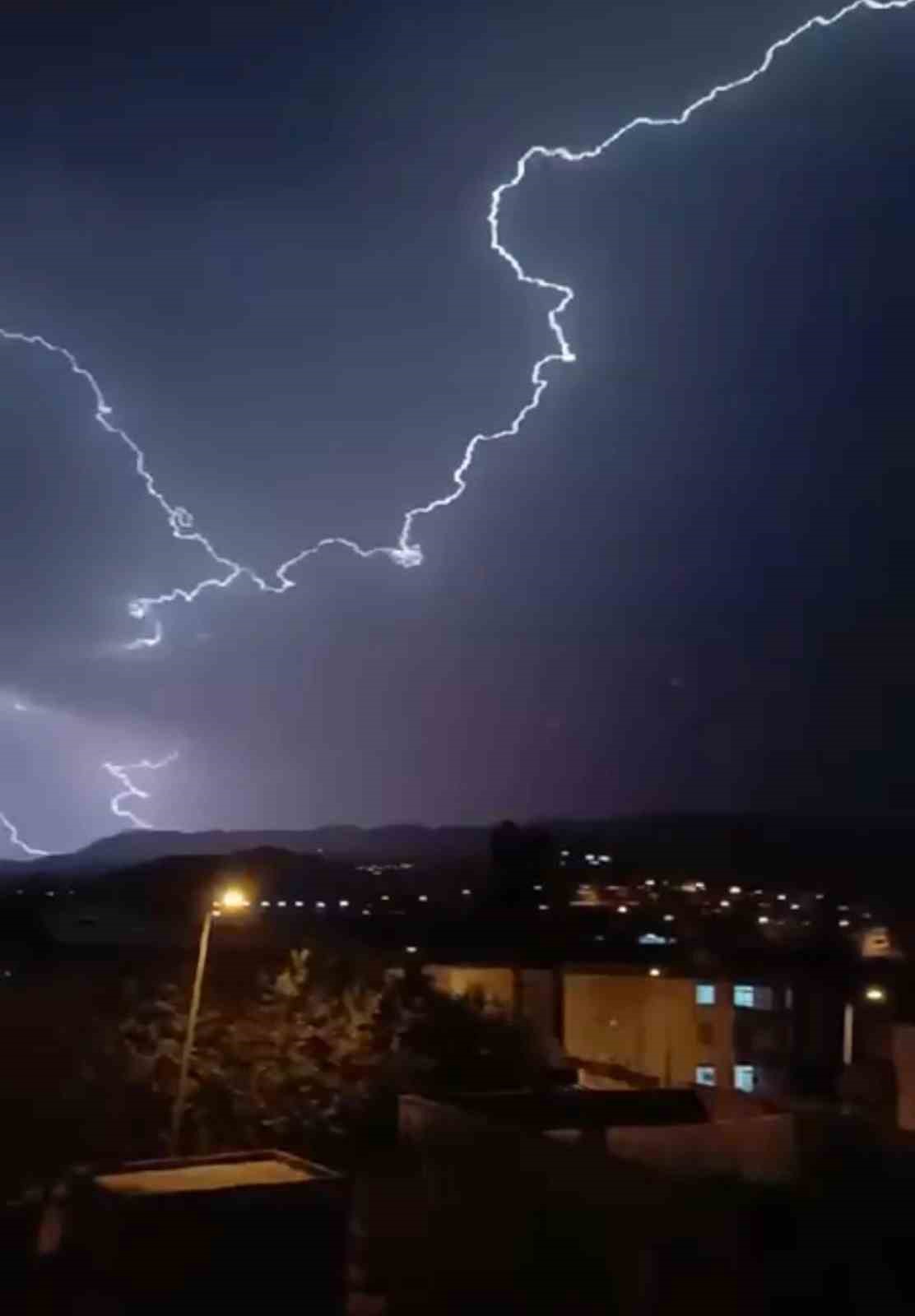 siirtte simsekler geceyi gunduze cevirdi 0 IpkGzI17