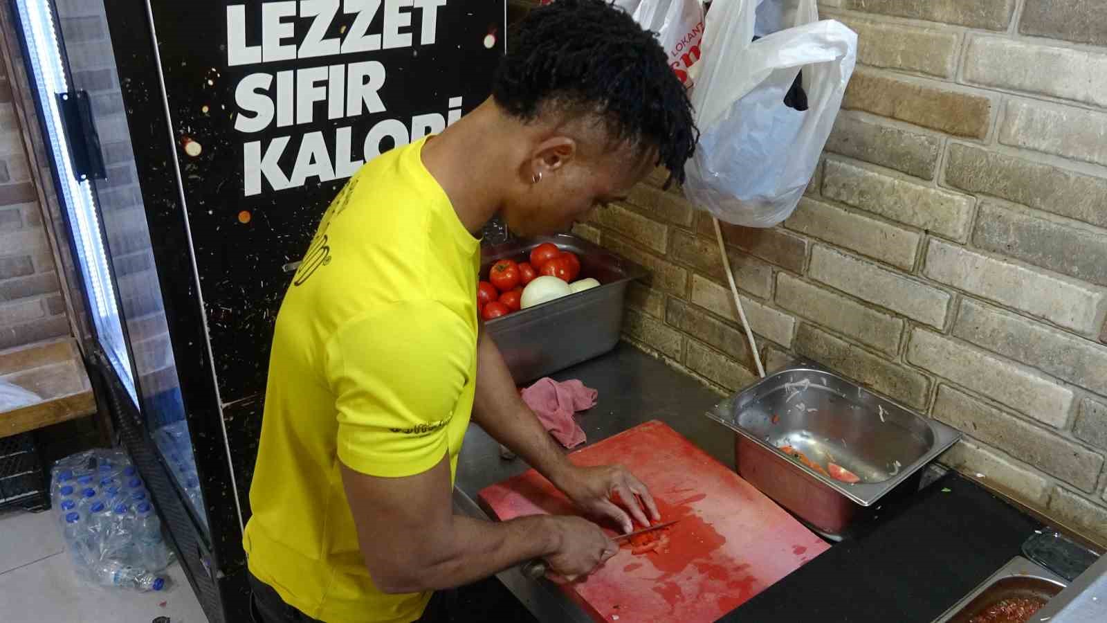 siirtte yemek servisleri nijeryali michealden 7 2GkenX6l