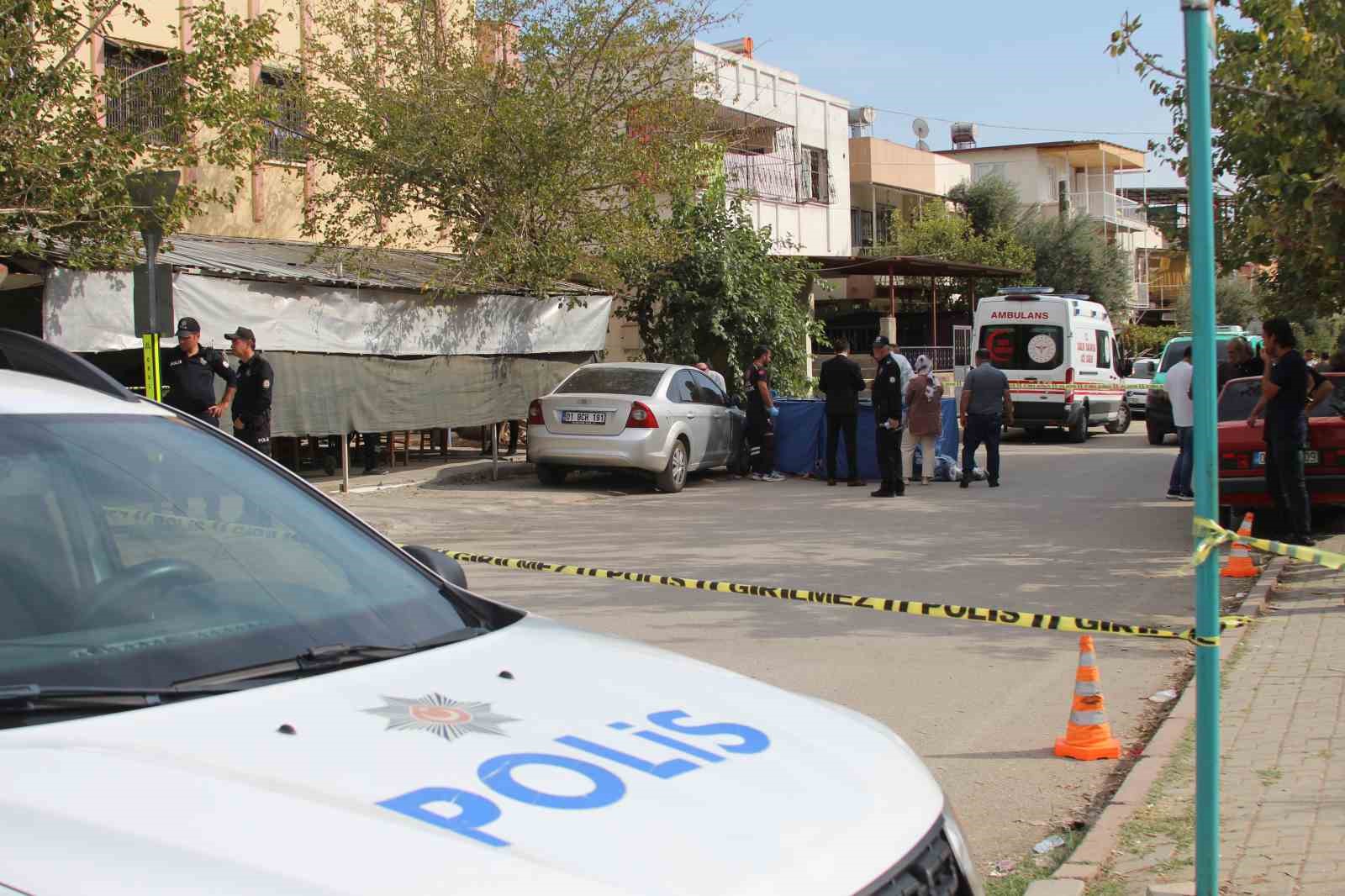 silah tutukluk yapti yeniden doldurup oldurdu lastigi sisirmek icin istasyona girince yakalandi 3 ahLvFGaG