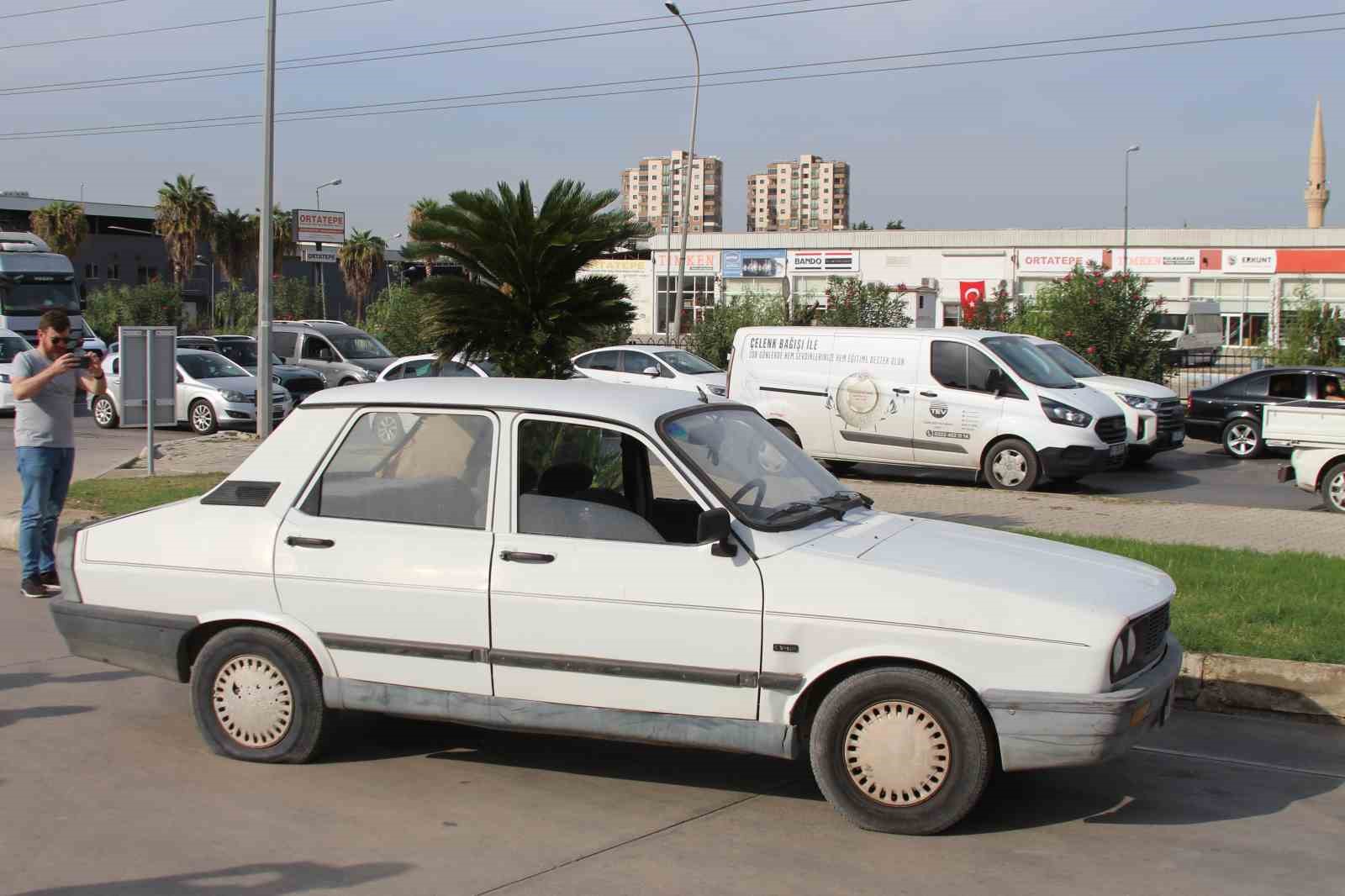 silah tutukluk yapti yeniden doldurup oldurdu lastigi sisirmek icin istasyona girince yakalandi 7 2dXgXIXT