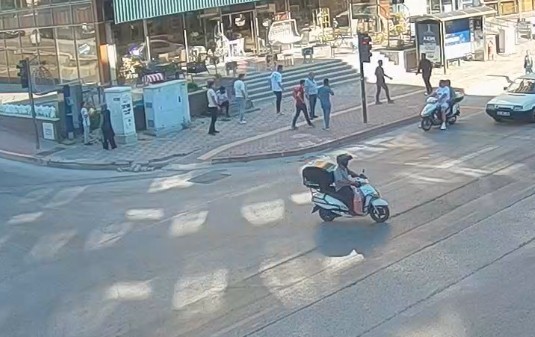 silahla vurulan vatandasa yerde yatarken tekme atan saniga muebbet hapis cezasi 9