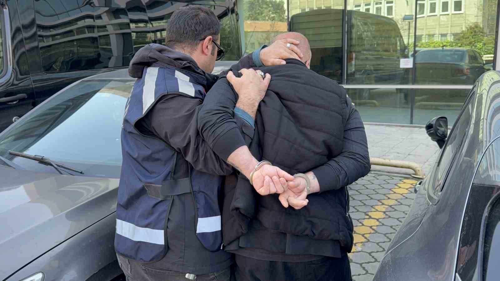 silahla yaralamadan aranan sahis celik yelekle yakalandi 1 PLv3ZsbF