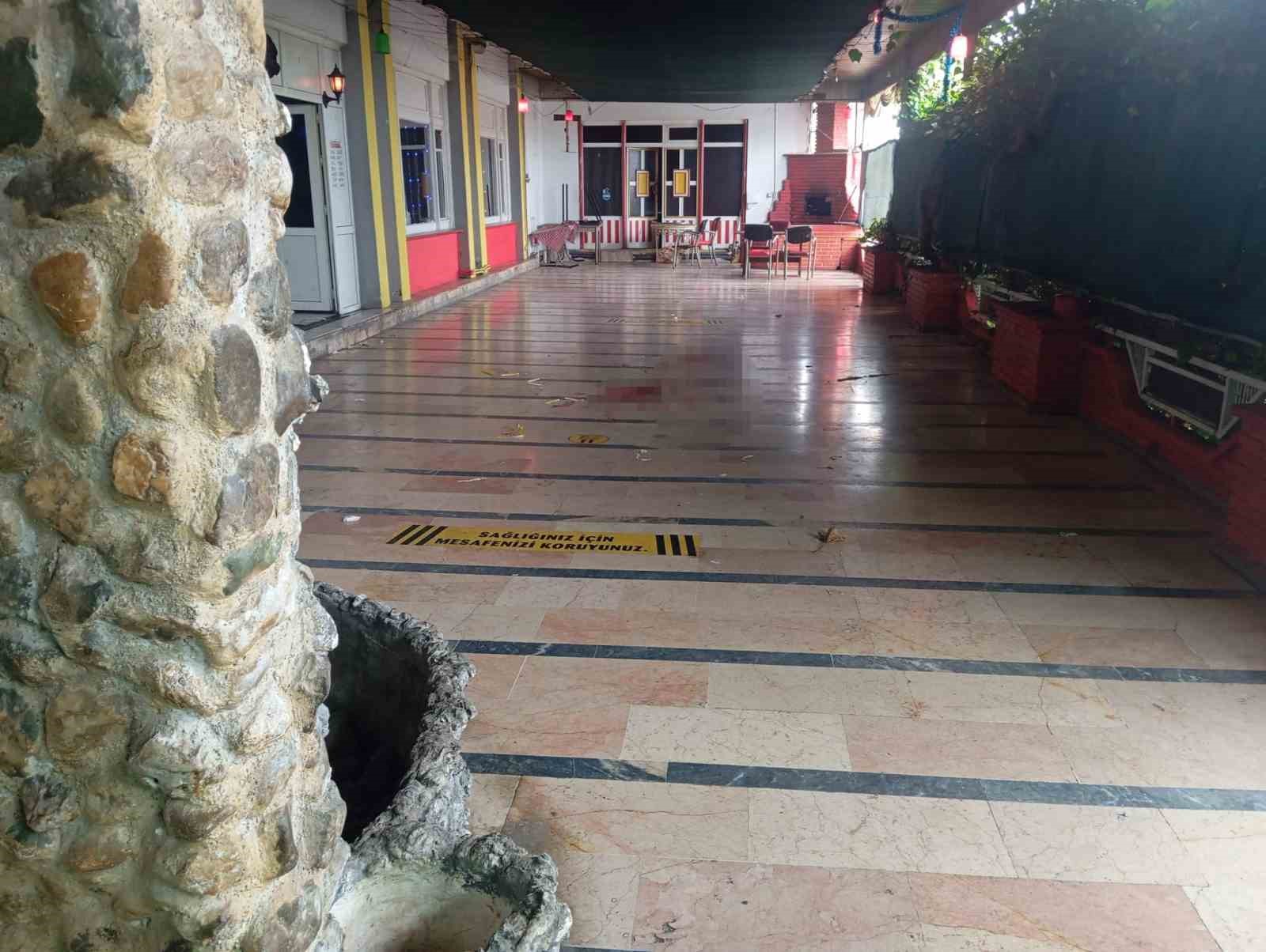silahli catismada hayatini kaybeden otel sahibi son yolculuguna ugurlandi 2 jpHqYpqM