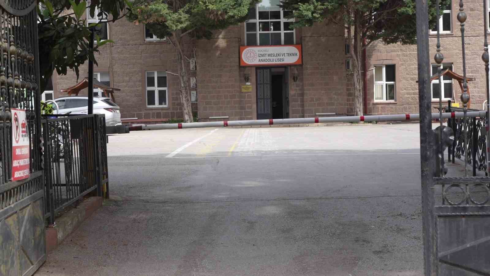 silahli saldiri olaylarinin ardindan kocaelide polisten guvenlik mesaisi 4 uHKu6HvN