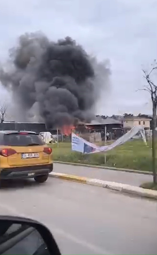 silede santiye kulubesinde yangin yasli adam hayatini kaybetti 2 1LgjEL2i