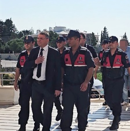 silifke-belediyesine-yonelik-rusvet-sorusturmasinda-belediye-baskani-ile-birlikte-8-kisi-tutuklandi-hF36J5fX.jpg