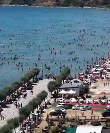 silivri-halk-plaji-doldu-tasti-E42Whuzb.jpg