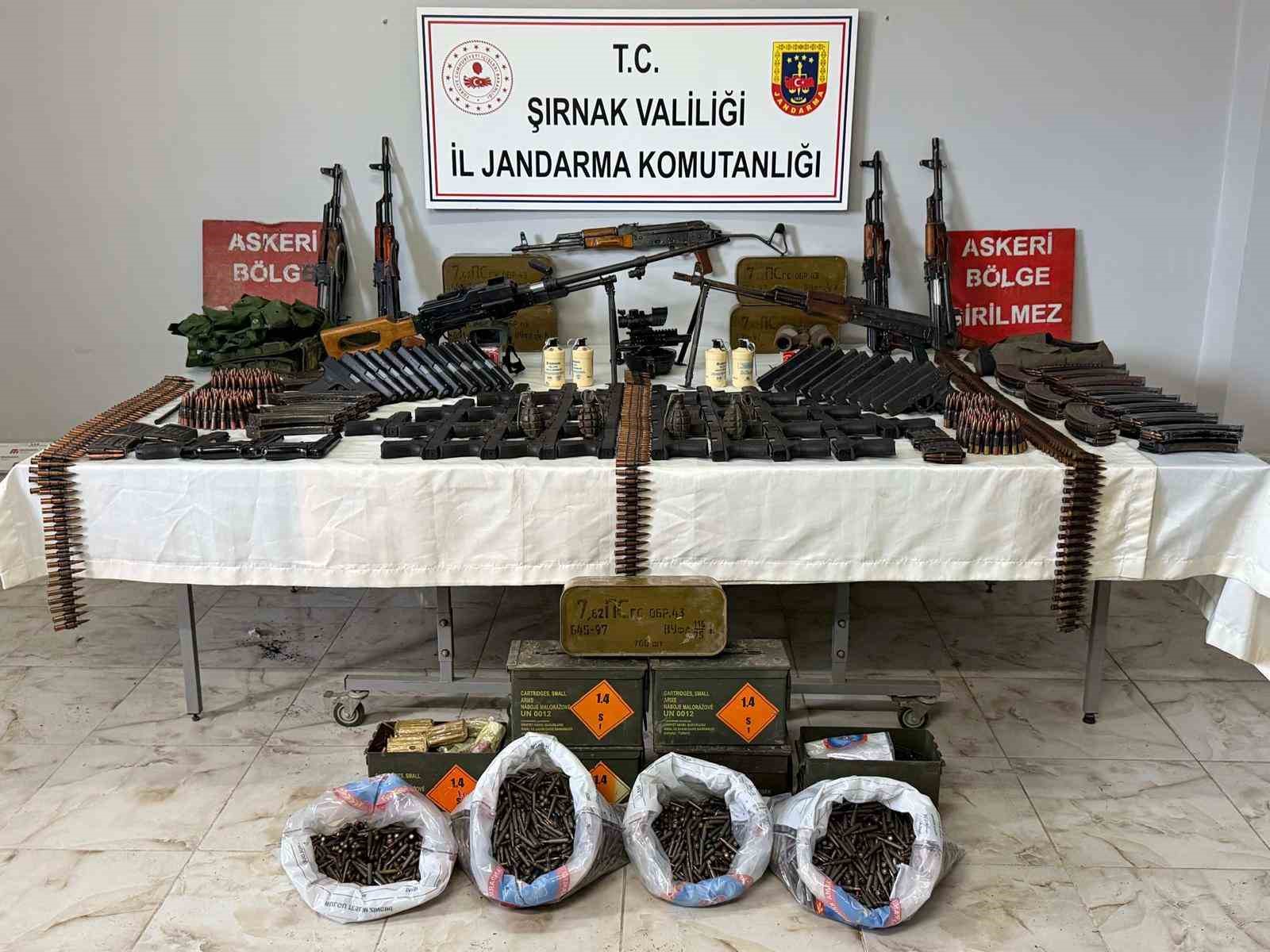 Silopi’de cephanelik ele geçirildi: 6 tutuklama 4 silopide cephanelik ele gecirildi 6 tutuklama 0 nWL5imMu