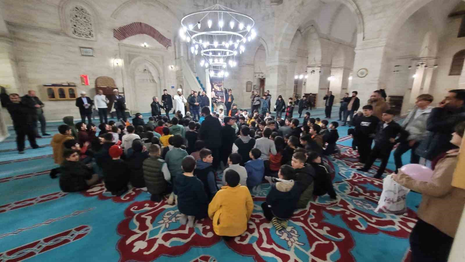 silvanda maarifin kalbinde ramazan coskusu 3 TAA7TuCC