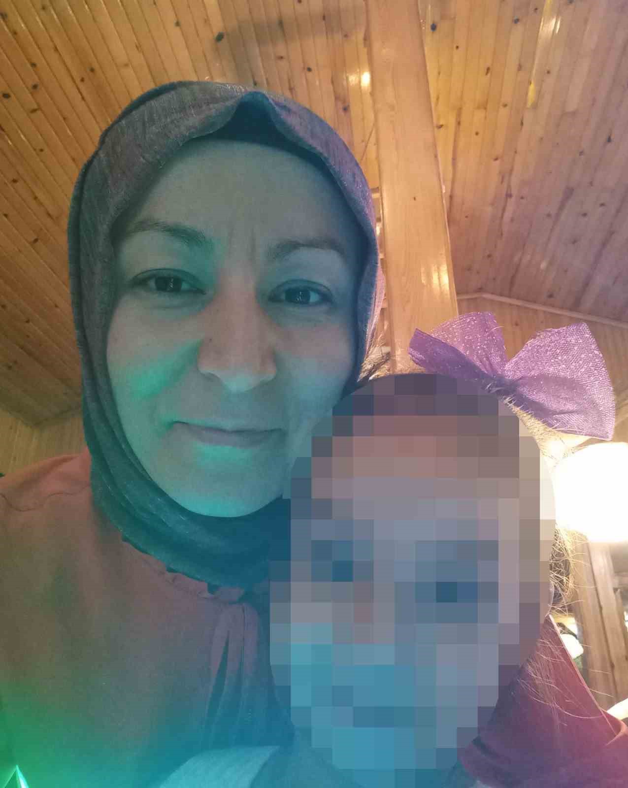 Simav’da otomobille öğrenci servisi çarpıştı: 1 ölü, 1 yaralı 4 simavda otomobille ogrenci servisi carpisti 1 olu 1 yarali 0 23hHqSUR