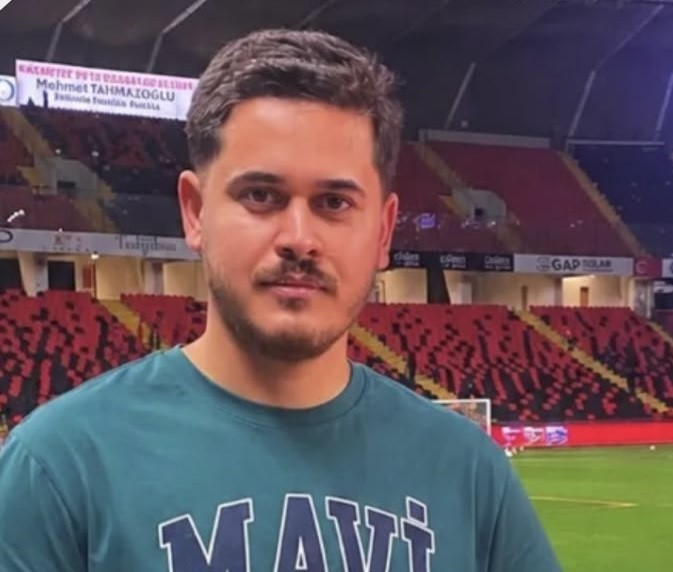 Sınava giderken kazada ölen genç toprağa verildi 6 sinava giderken kazada olen genc topraga verildi 2 vbifNuq9