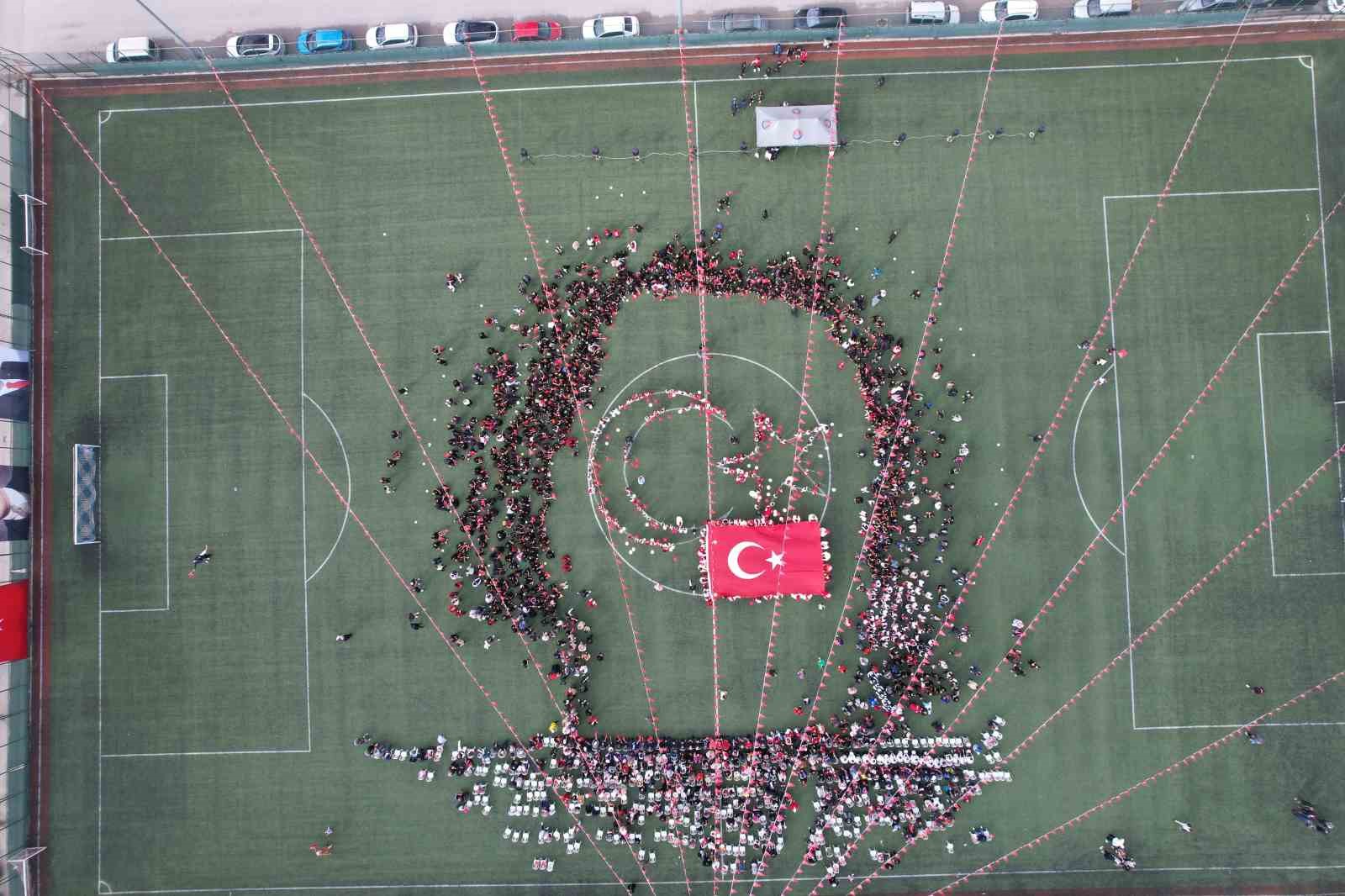 Sincan Belediyesi 29 Ekim Cumhuriyet Bayramı’nı büyük coşkuyla kutladı 6 sincan belediyesi 29 ekim cumhuriyet bayramini buyuk coskuyla kutladi 2 EO8MYfzL