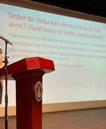 sincan-belediyesinden-kizilay-haftasi-semineri-1e2VQFrn.jpg
