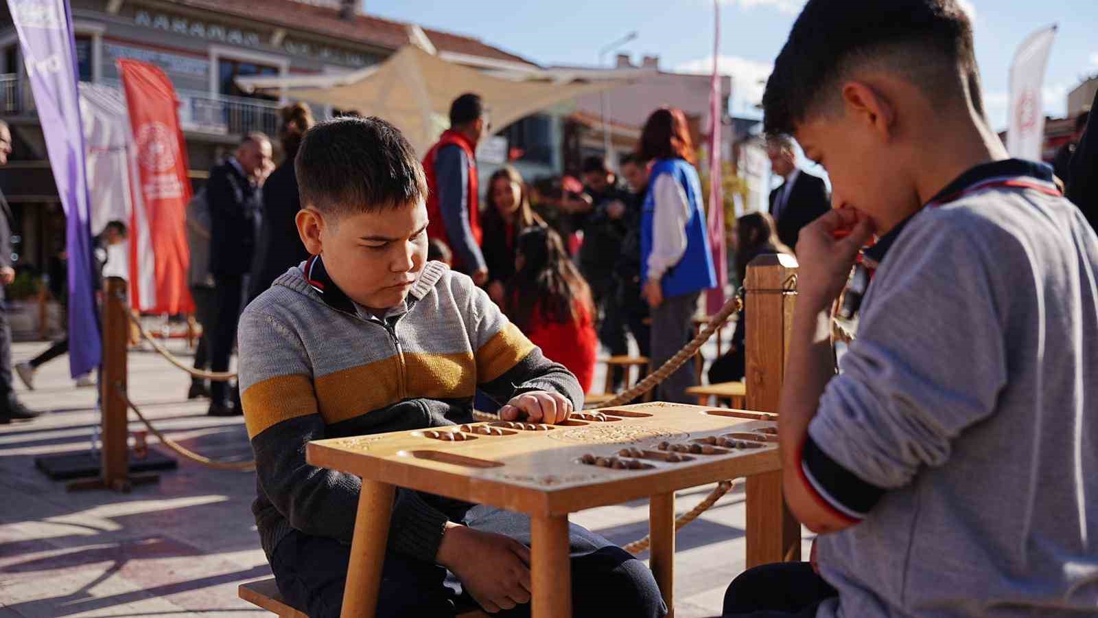 sindirgida deprem sonrasi cocuklara moral destegi 7 jzvSHHbF