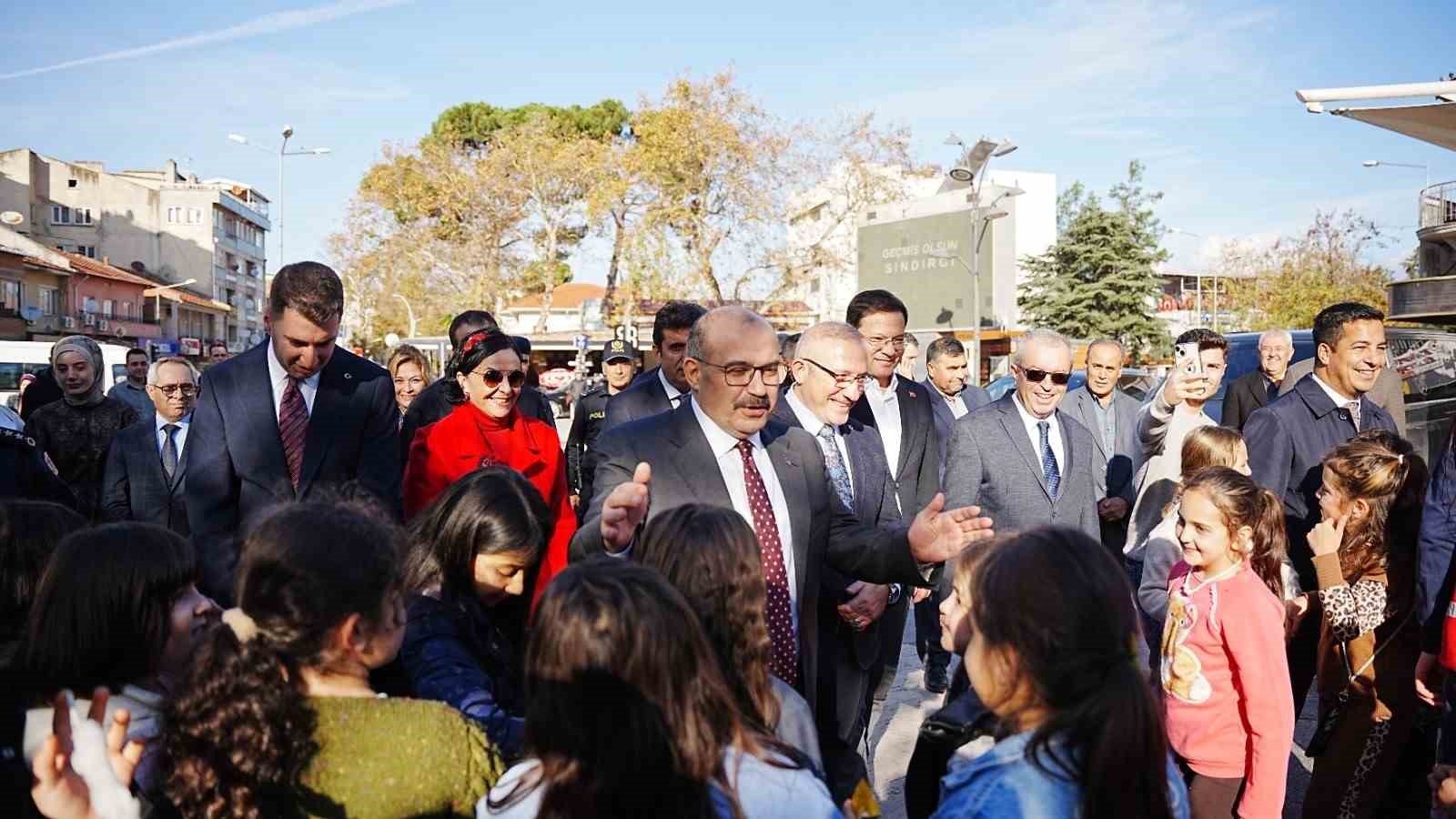 sindirgida depremin yaralari sariliyor 5 FbmY8K71