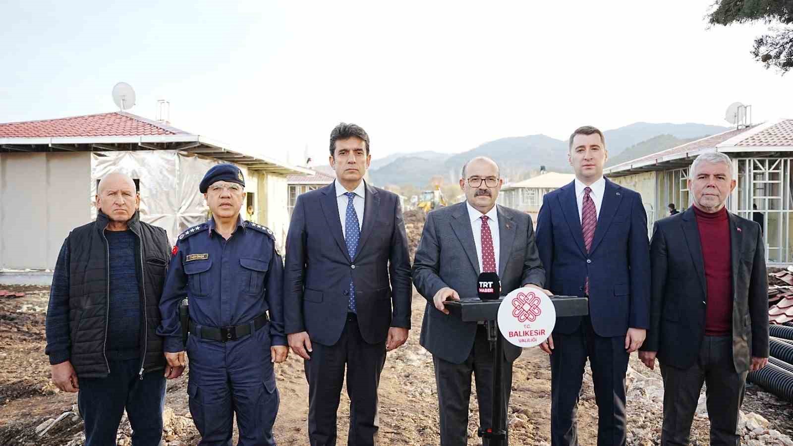 sindirgida depremin yaralari sariliyor 6 IBKjMb9u