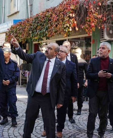 sindirgida-depremin-yaralari-sariliyor-XVn8RmSp.jpg