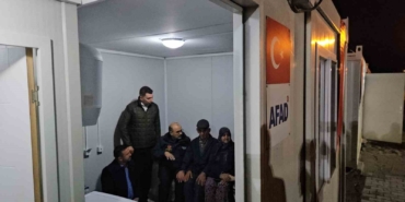 sindirgida-depremin-yaralari-sariliyor-mNsyhHBJ.jpg