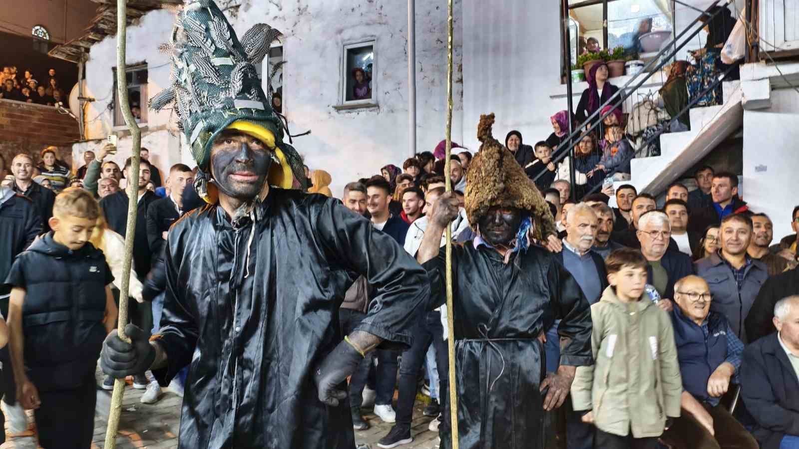 Sındırgı’da Hıdırellez coşkusu 5 sindirgida hidirellez coskusu 1 7eNYYgVF