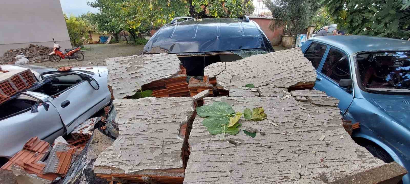 sindirgida vatandaslar depremi anlatti 7 AwVg8EFU