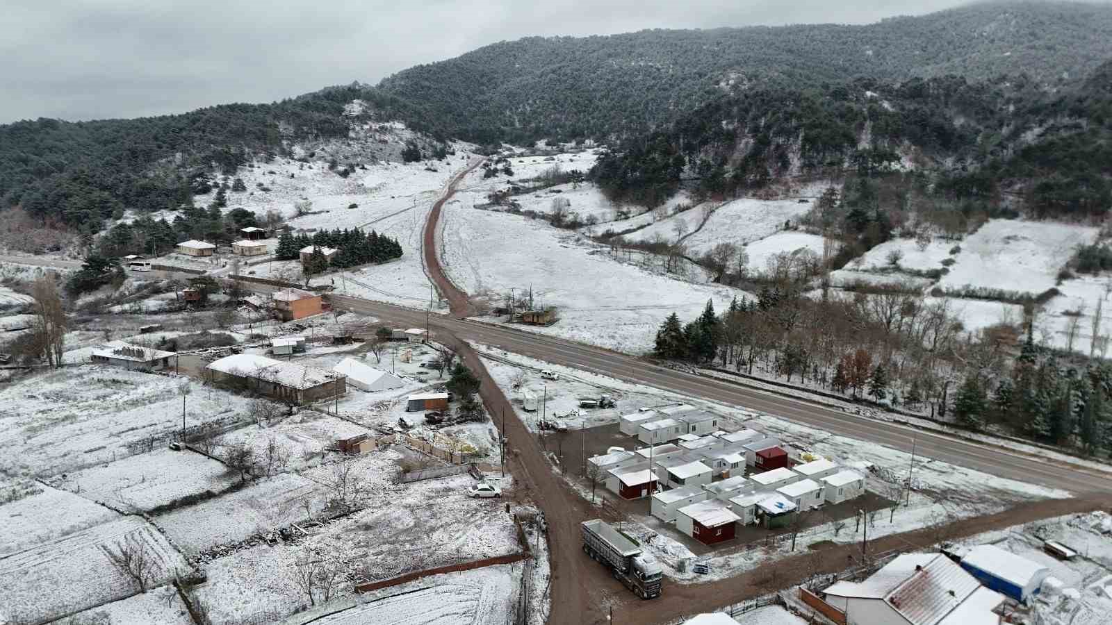 sindirginin yuksek kesimlerinde kar ve buzlanma etkisini artirdi 1 Vs67E7rA