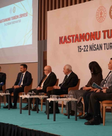 sinema-genel-muduru-birol-guven-sinema-sektorumuzun-turizmle-cok-yakindan-iliskisi-var-6PlwKLmk.jpg