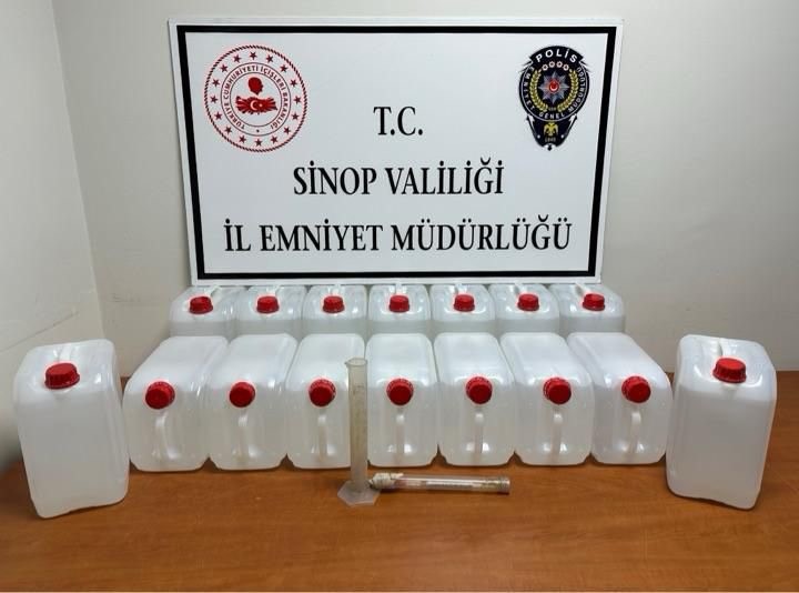 sinopta 2025 yilinda 2 bin 400 litre sahte alkol ele gecirildi 0 tqAaardR