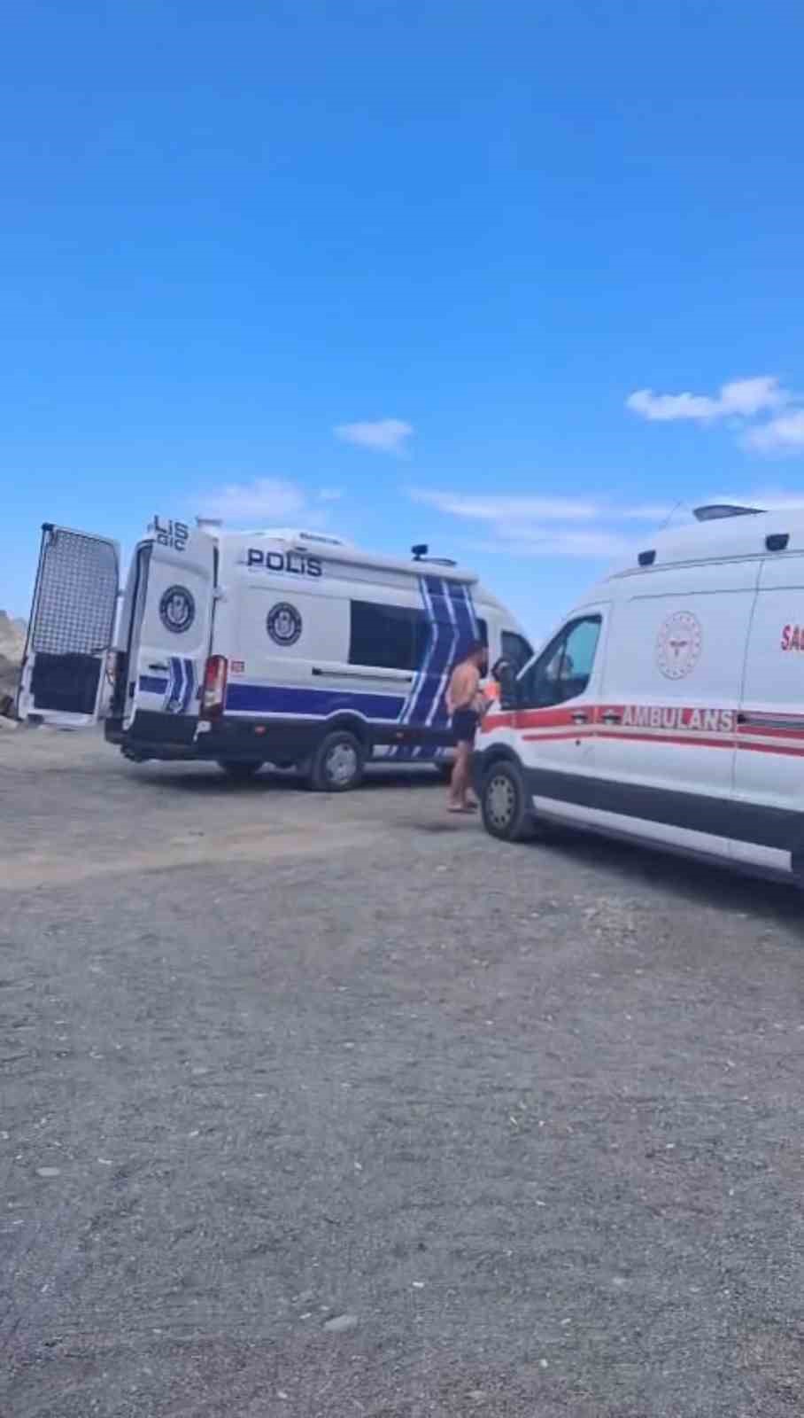 sinopta denizde kaybolan genc kiz hayatini kaybetti 2 C3QR25EF