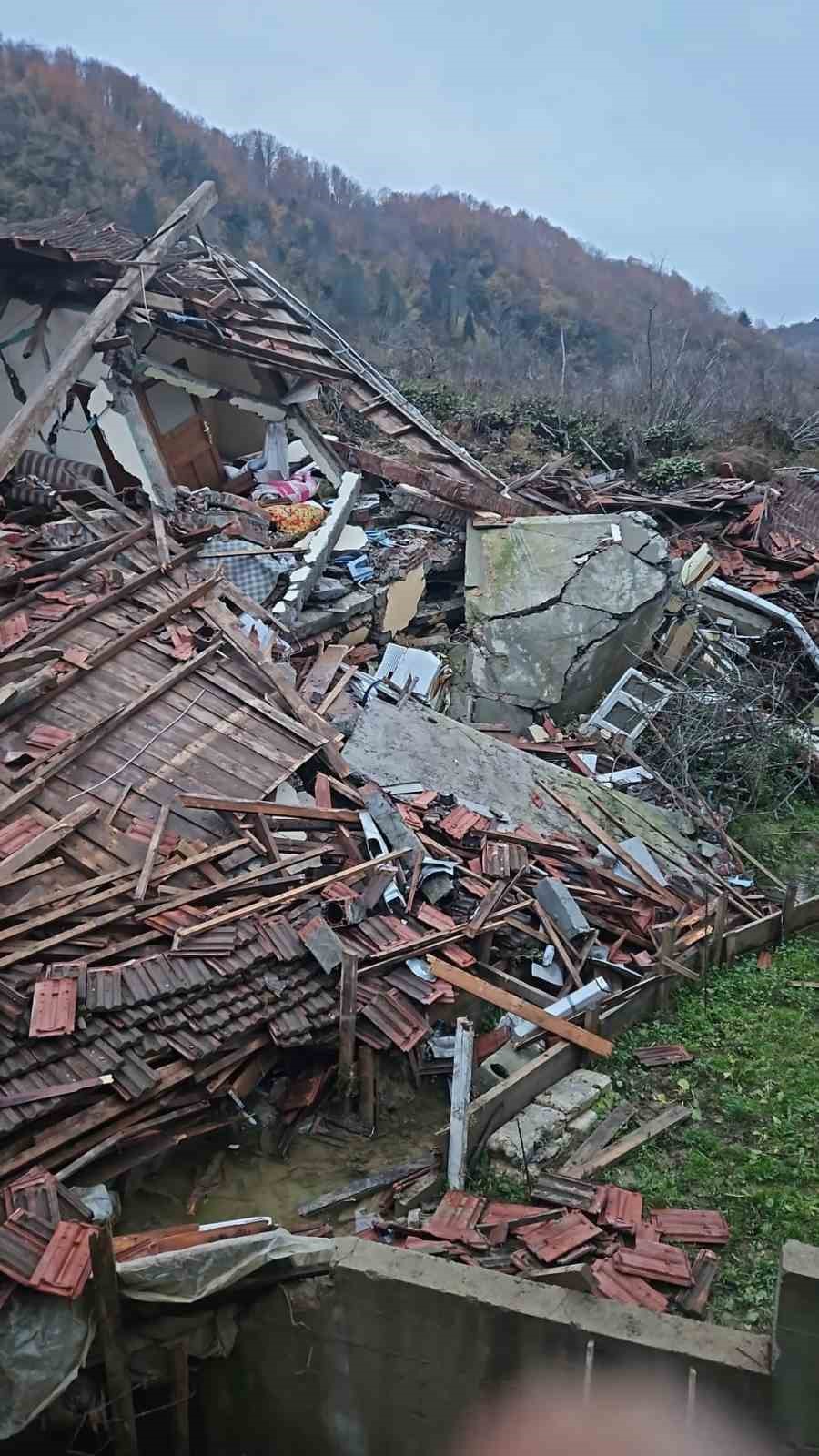sinopta heyelan magdurlari cozum bekliyor 5 en9JSwwA