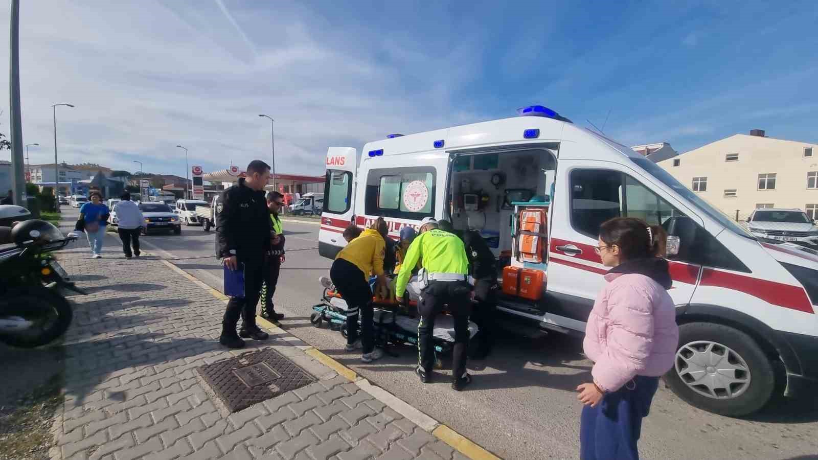sinopta motosiklet devrildi 1 yarali 2 A1qiBEfE