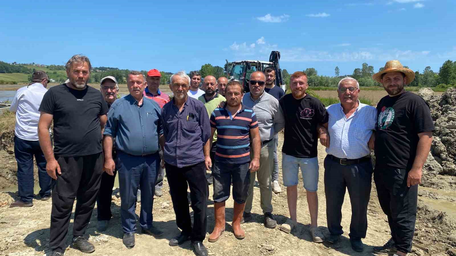 Sinop’ta sulama hattı patladı, çeltik üreticisi tepki gösterdi 4 sinopta sulama hatti patladi celtik ureticisi tepki gosterdi 0 zpLzzcMm