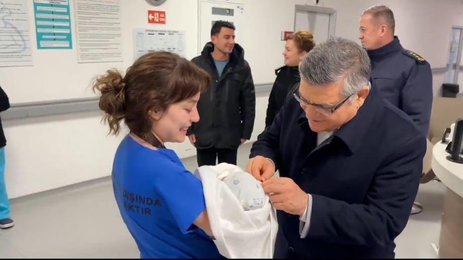 sinopta yeni yilin ilk bebegi 2