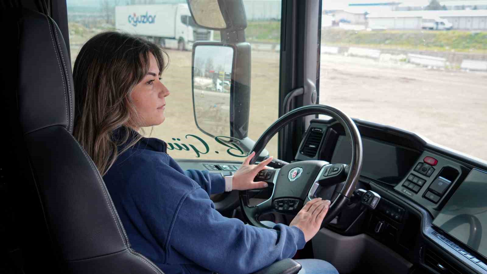 siradan hayatindan sikilan genc kadin uzun yol tir soforu oldu 4 RsUDWRF2