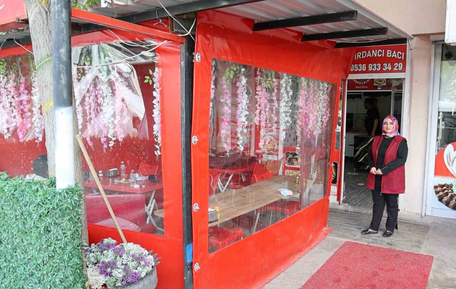sirdan ve mumbar yapip pazarlarda satti simdi kendi dukkaninin patronu oldu 2 X75NNOv6