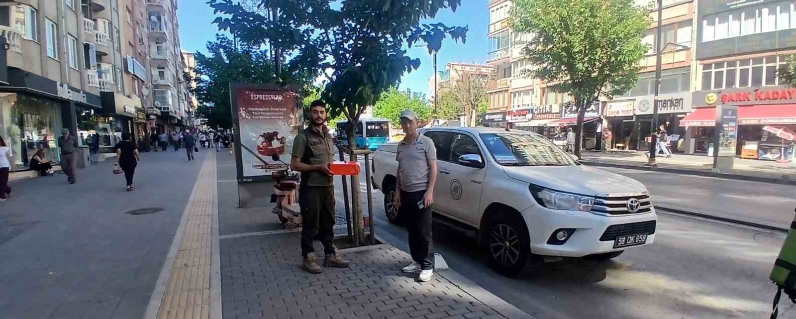 siringayla besledigi yarali kumru en yakin dostu oldu 4 3eihSFAk