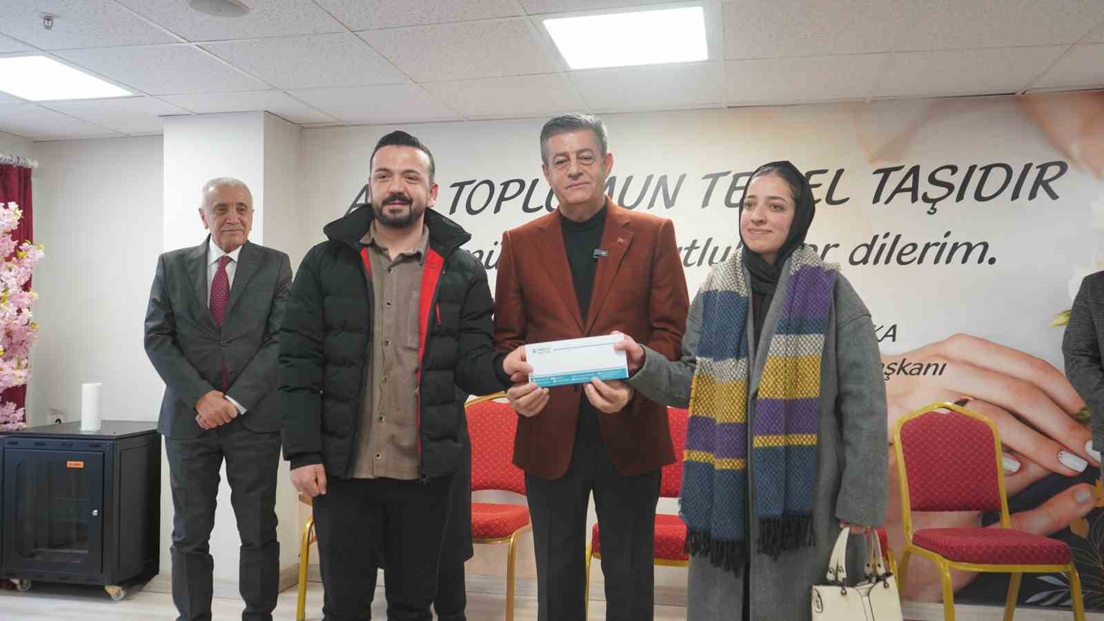 sirnak belediyesinden yeni evlilere 60 bin liralik destek 3 DVK8fCJv