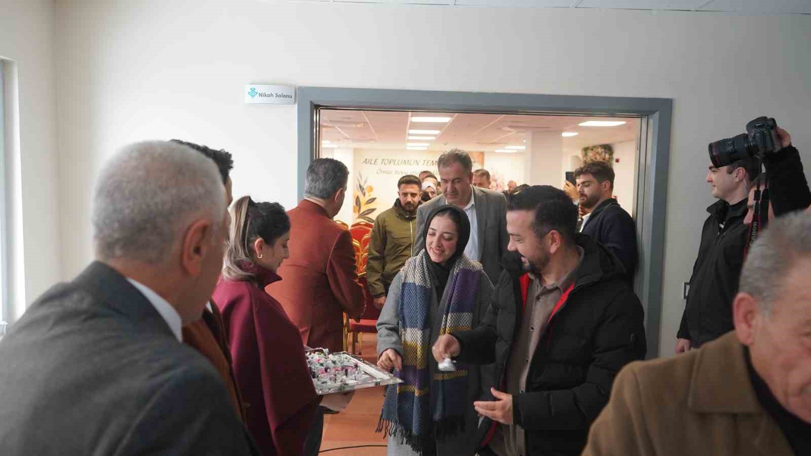 sirnak belediyesinden yeni evlilere 60 bin liralik destek 7 N347SvqD