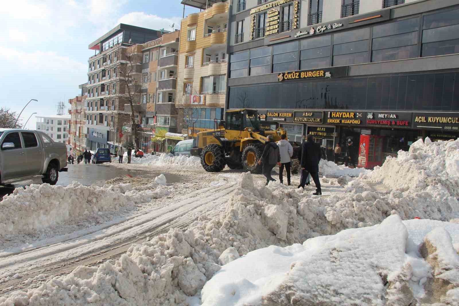 sirnak kara teslim oldu kurumlar sahada gucunu gosterdi 1 BcQ1ABgZ