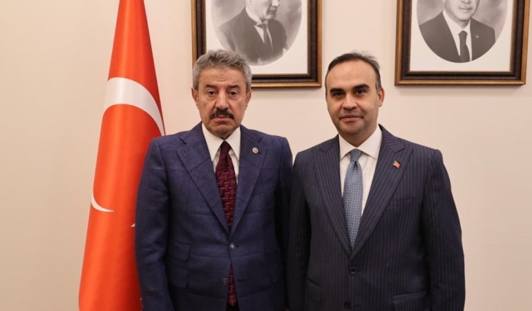 sirnakin-sanayi-gelecegi-ankarada-masaya-yatirildi-dMZ75m1v.jpg