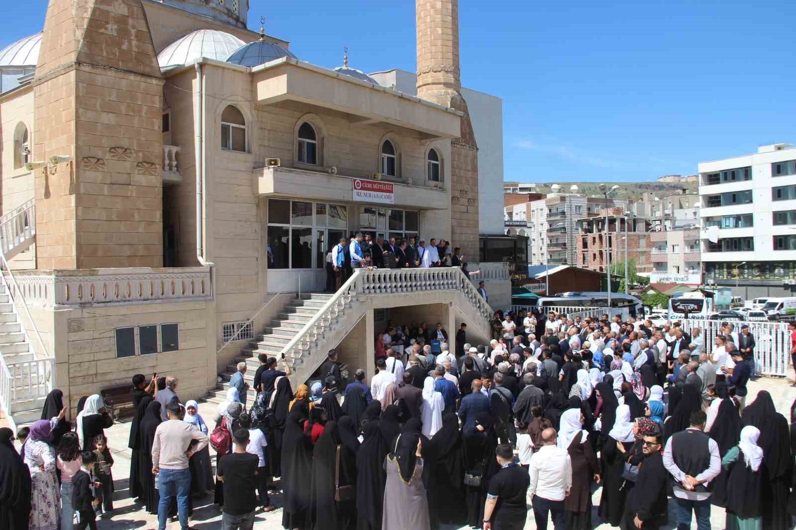Şırnak’ta 139 hacı adayı kutsal topraklara uğurlandı 4 sirnakta 139 haci adayi kutsal topraklara ugurlandi 0 S2uyg6PJ