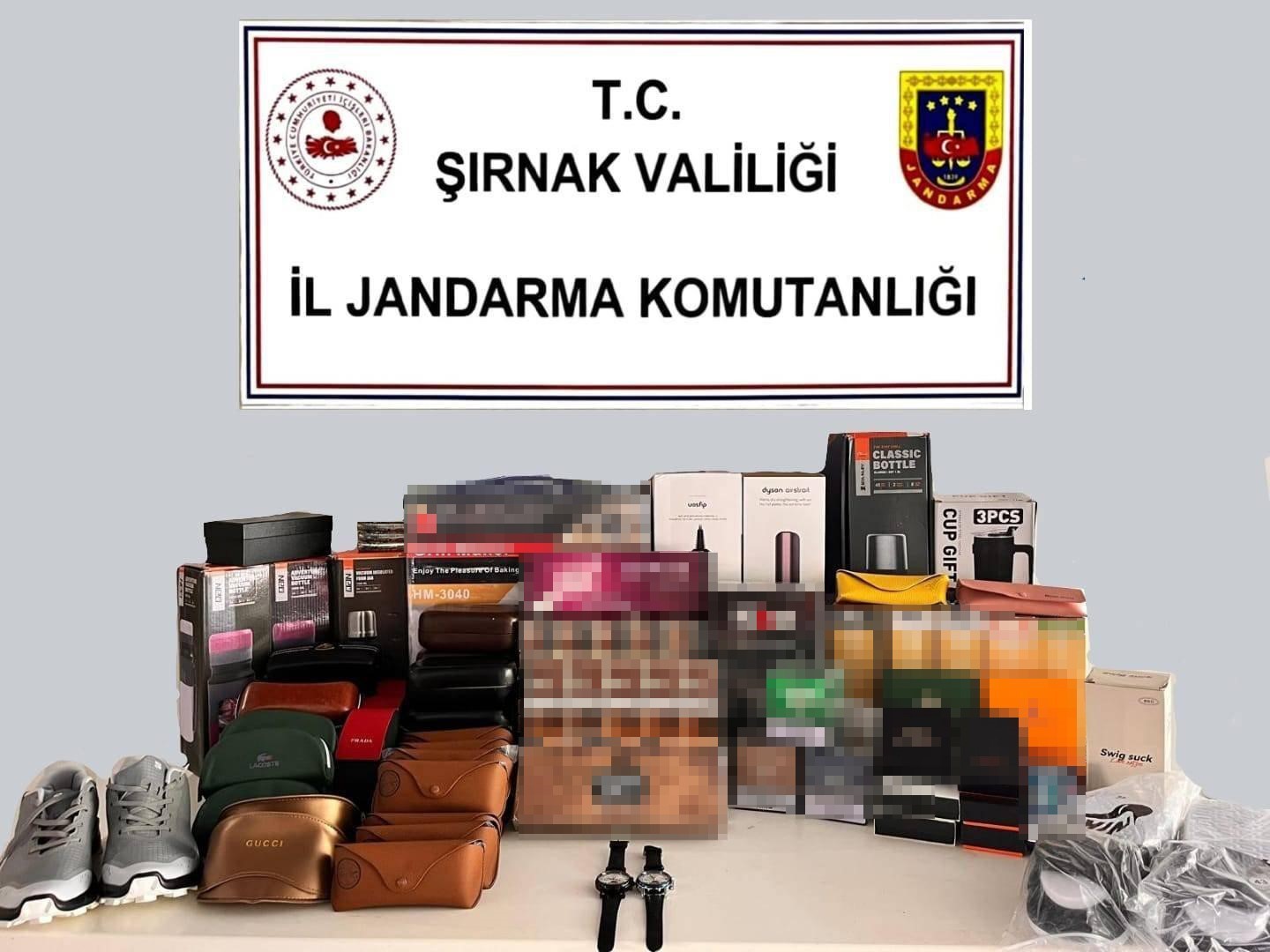 Şırnak’ta 16,7 milyon liralık uyuşturucu ve gümrük kaçağı malzeme ele geçirildi 5 sirnakta 167 milyon liralik uyusturucu ve gumruk kacagi malzeme ele gecirildi 1 3Jae7nLa