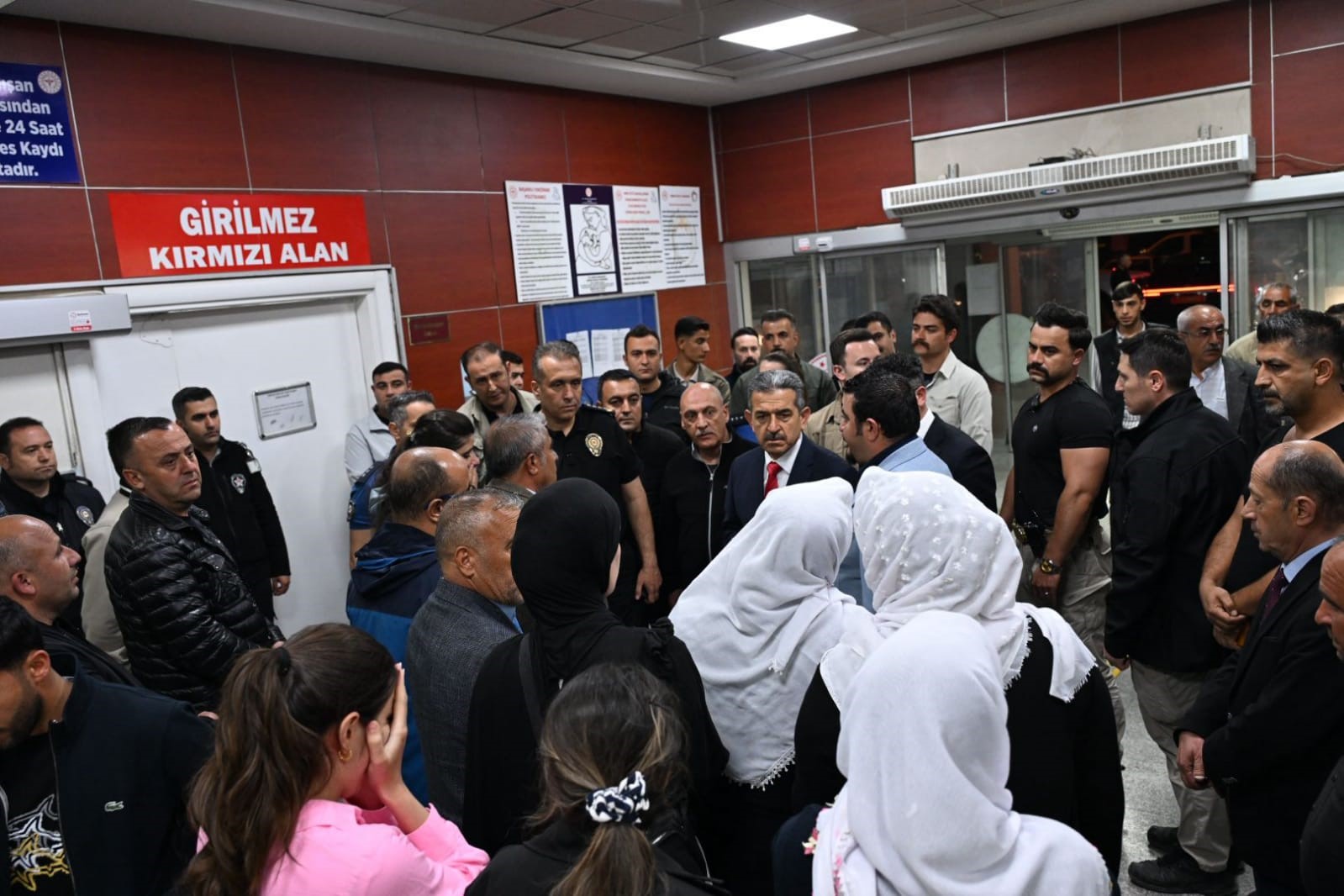 sirnakta 19 yasindaki gencin dili spor yaparken bogazina kacti 0 tnE3ef7E