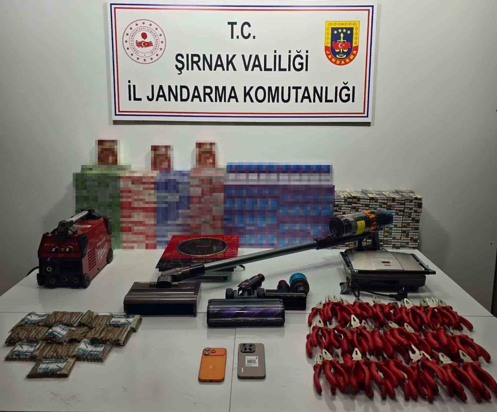 sirnakta 23 milyon 812 bin lira degerinde kacak malzemeler ele gecirildi 0 GYZzklgu